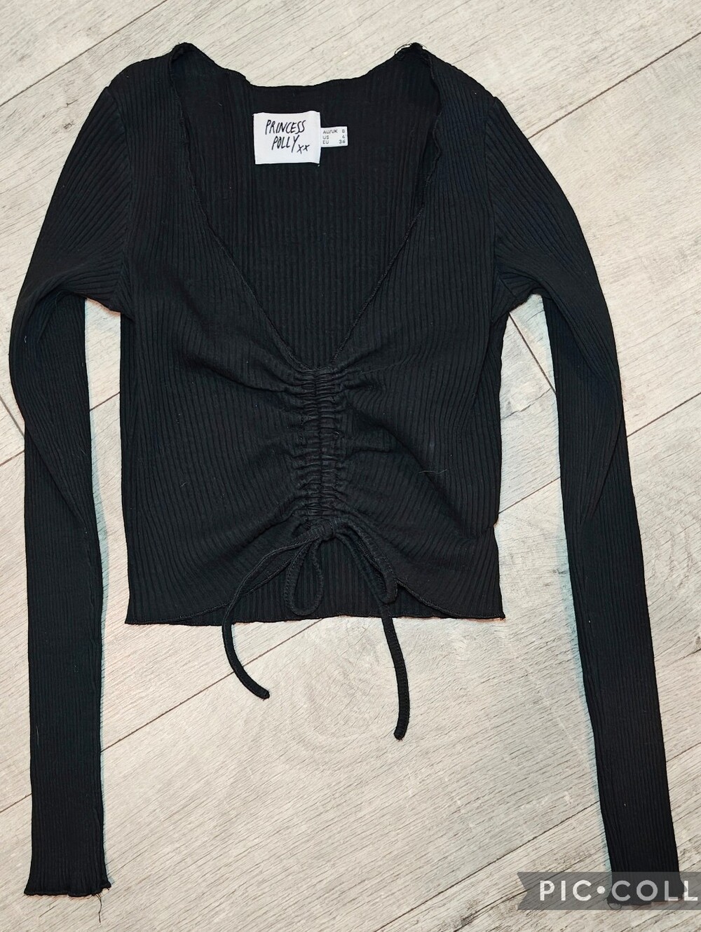 🖤Princess Polly Pinch Me Ribbed & Ruched Crop Top🖤 - Picture 4 of 6